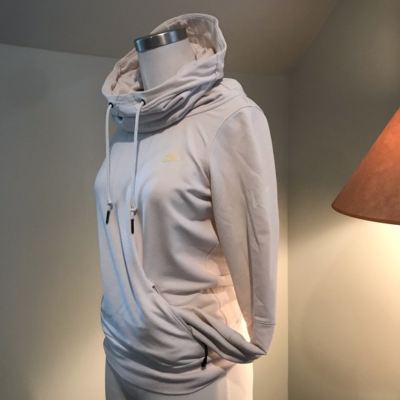 Nike Oversized Hood Top - Picture 6 of 7